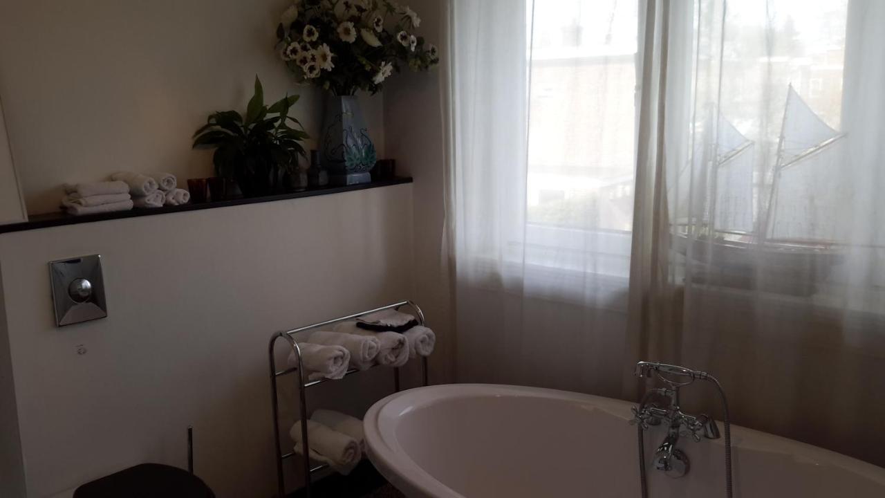 Place 2 Be Bed & Breakfast Eindhoven Luaran gambar